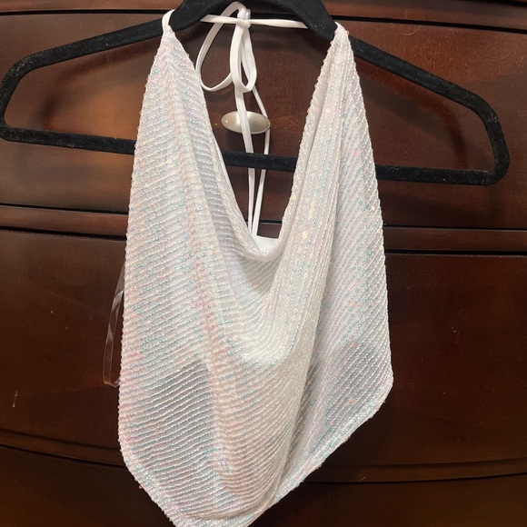 3/$25 ✨ Backless halter sequins top -perfect for a bachelorette 👰🏼‍♀️ - Picture 4 of 5